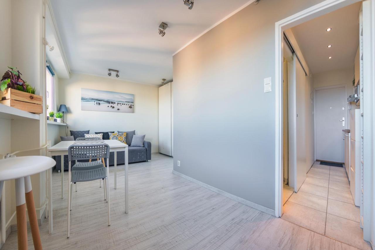 Apartamenty Sun & Snow Partyzantow グディニャ エクステリア 写真